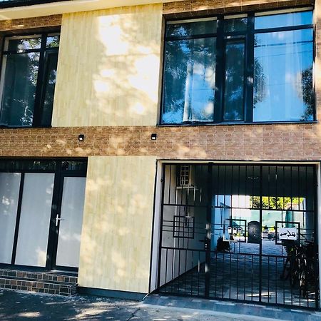 Mira Apartman Дебрецен Екстериор снимка